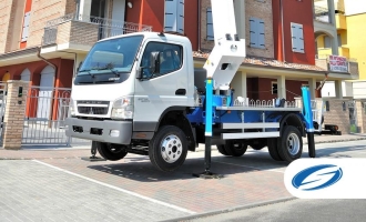 Cesta elevadora sobre camión Socage 28DA forSte