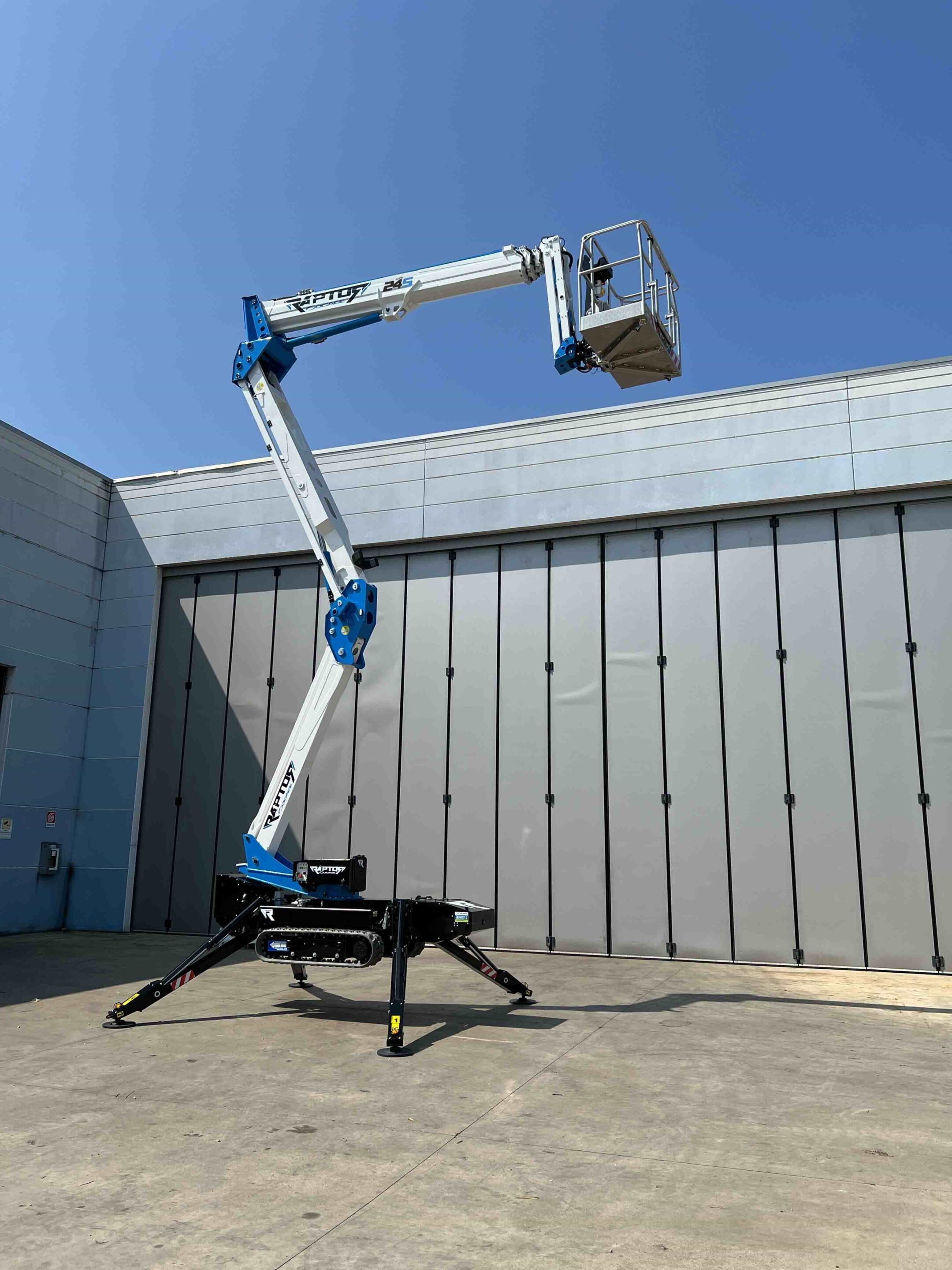 Plataforma elevadora de oruga Raptor 24S